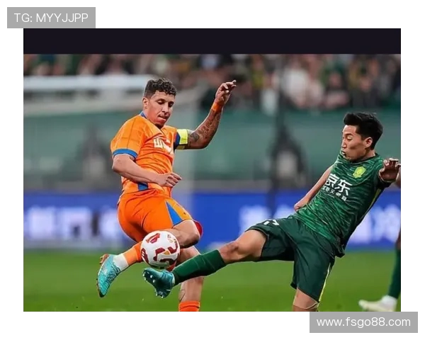 足球比赛中球员滑倒的常见原因分析及预防措施探讨